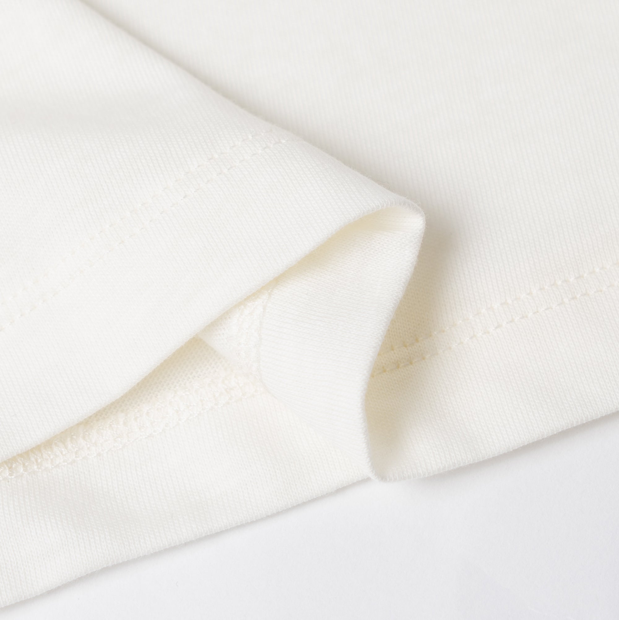 GUCCI Kaos Logo Seri Huruf, Unisex, COD '"    '"  G-28